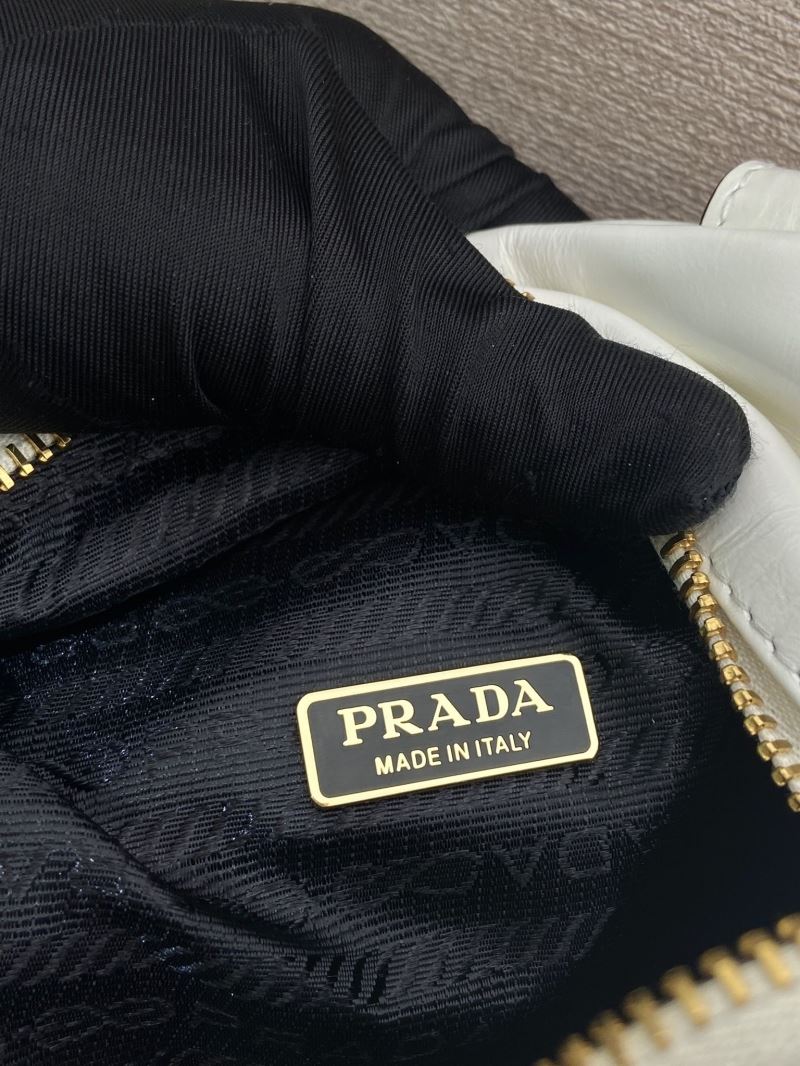 Pra*a top handle bags